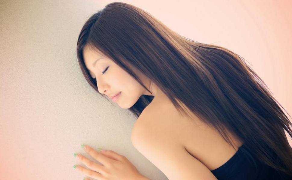 从师范校花到网络热议：皮卡秋事件背后的教育与道德反思