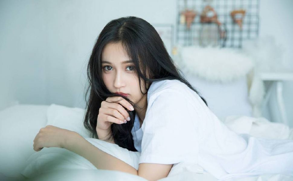 浙江丹州紫竹山庄女子困于不当行为，宠物犬致其紧急就医，丑闻全网扩散